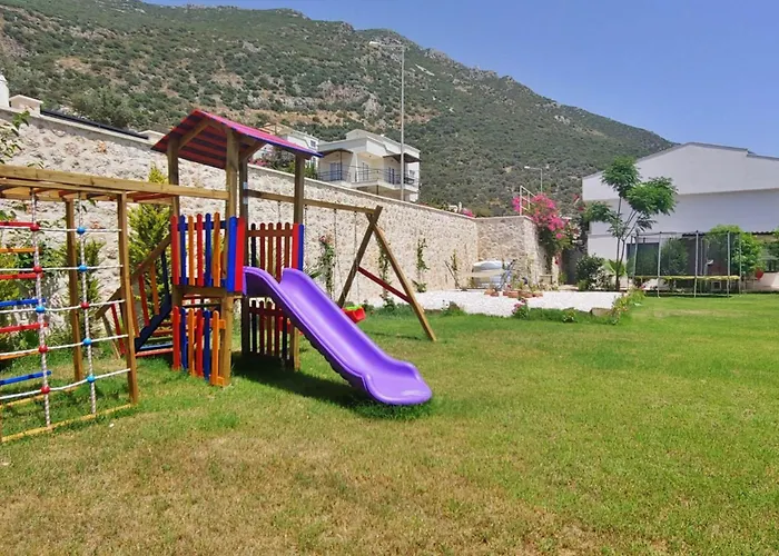 Sea View 5-bedroom In With Private Pool & Garden 빌라