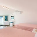 Sea View 5-bedroom In With Private Pool & Garden