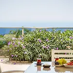 Sea View 5-bedroom In With Private Pool & Garden 빌라