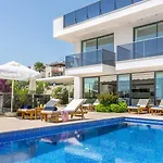 빌라 Sea View 5-bedroom In With Private Pool & Garden
